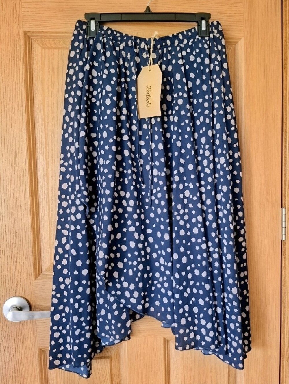 ❌️MARKDOWN!!! NWT LISTICLE Navy Blue & Cream-Spotted Midi Faux-Wrap Skirt (L)